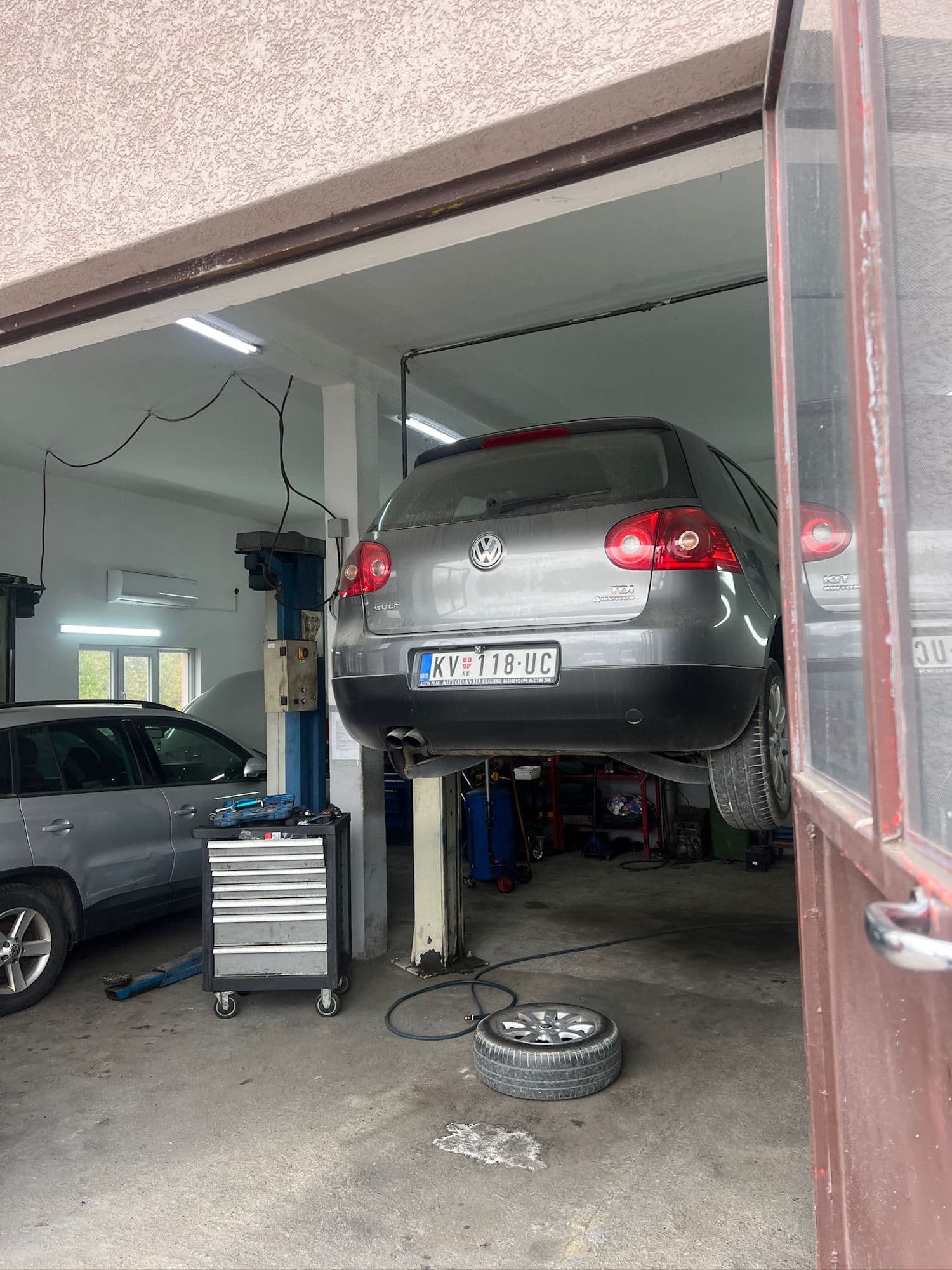 Servisna radionica za zamenu delova